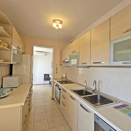 Apartman Terrace Znjan, *