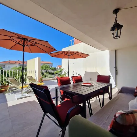Terrace Znjan, Lejlighed