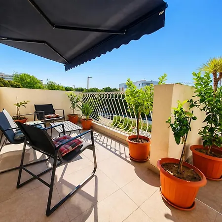 Terrace Znjan, * Split